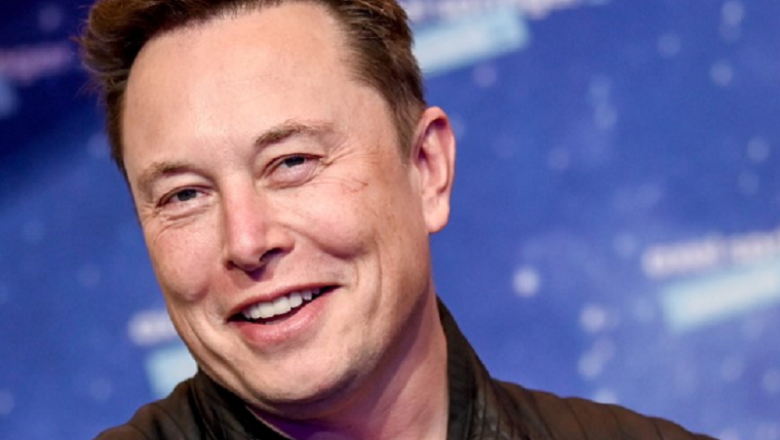 स्याटलाइट इन्टरनेट लन्च गर्दै स्टारलिंक