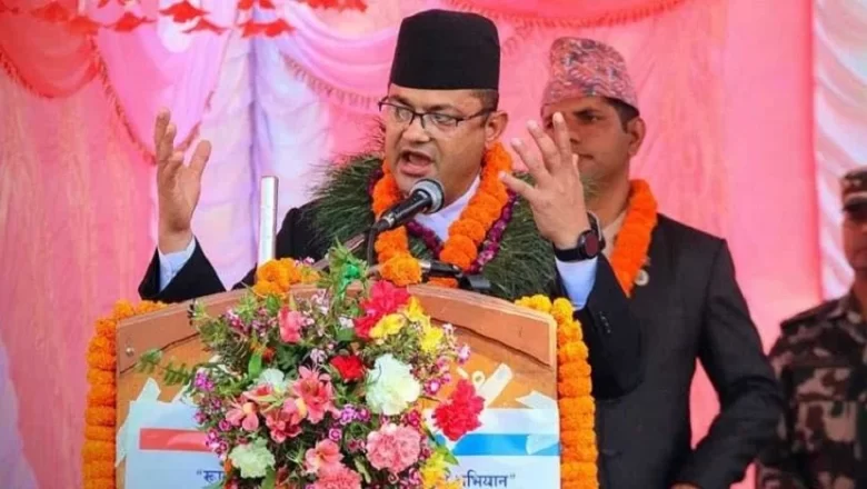 पत्रकारहरूको न्यूनतम पारिश्रमिक बढाउने कुरामा पहल गर्छु : मन्त्री गिरी