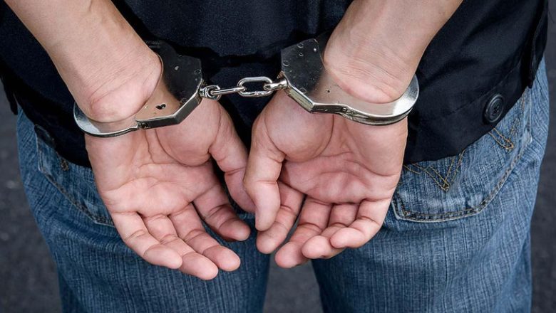 घरमा चोरी गरेको आरोपमा ५ जना पक्राउ