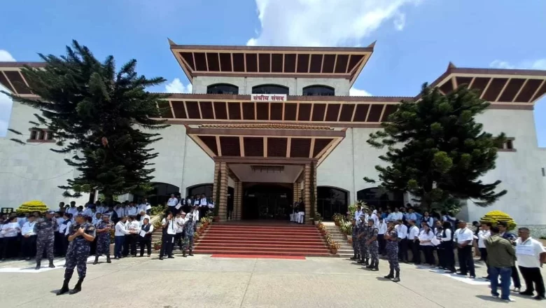 संसद्का कर्मचारीले लिखित सम्झौता नभएसम्म आन्दोलन जारी राख्ने