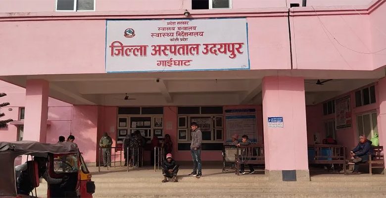 उदयपुरमा भाइरल ज्वरोका बिरामी बढे, जिल्ला अस्पतालमा शय्या अभाव