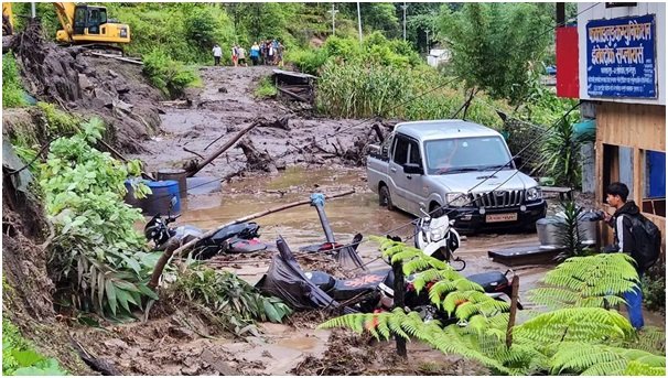 पहिरोले फक्ताङलुङ गाउँपालिका केन्द्रमा क्षति