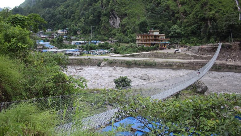 कालीगण्डकीमा  साँघु तरेर वारपार गर्नुपर्ने समस्या हट्यो