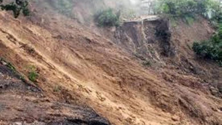 पहिरोमा चार घर पुरिए, एक जनाको मृत्यु