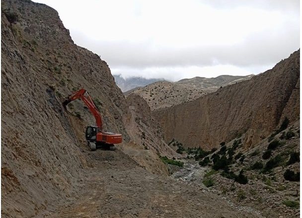 बहुवर्षीय ठेक्का लगाएको योजना नै बजेटविहीन