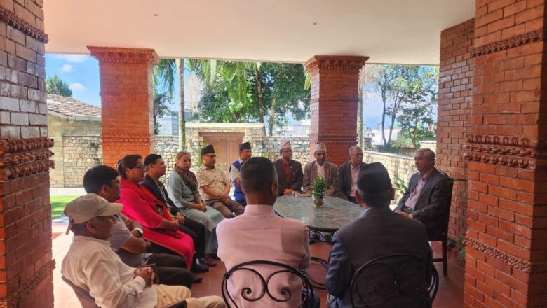 नदीको दायाँबायाँ २० मिटर छाड्नुपर्ने महानगरको निर्णय बारे एमाले काठमाडौंले ग¥यो कांग्रेस सभापति देउवासँग छलफल