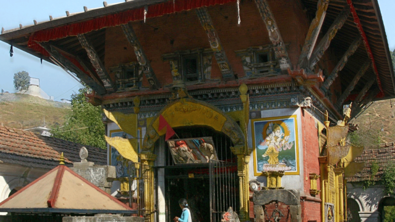 जल विनायकमा गणेश चतुर्थीको मेला भर्ने भक्तजनको घुइँचो