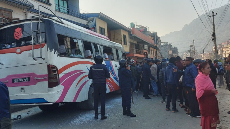 काठमाडौंको तारकेश्वर बस दुर्घटना : तीन जनाको  मृत्यु
