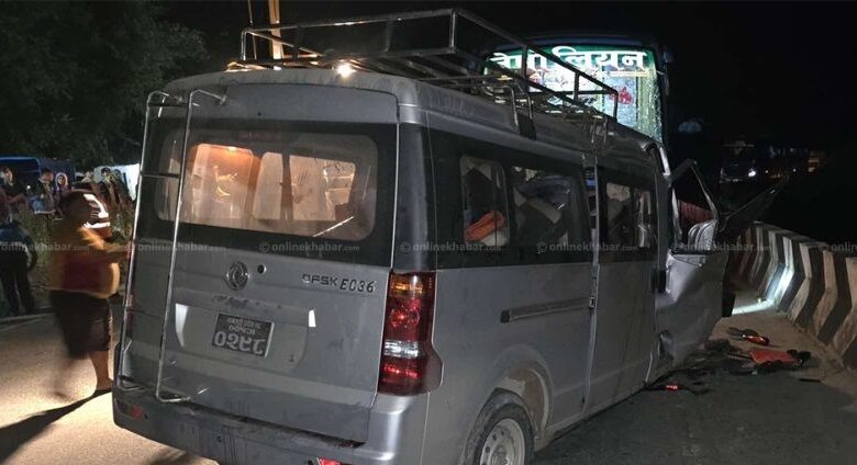 नारायणगढ–मुग्लिन सडकखण्डमा बस र हायस ठोक्किँदा ४ जनाको मृत्यु