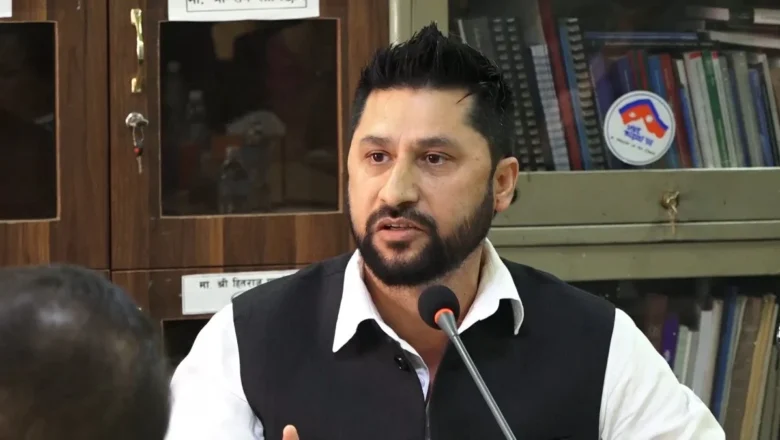 सरकारी वकिलको कार्यालयमा रवि लामिछानेको बयान सुरु