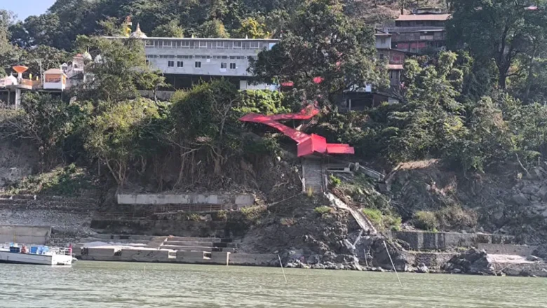 बराहक्षेत्र मन्दिर परिसर बाढीको जोखिममा