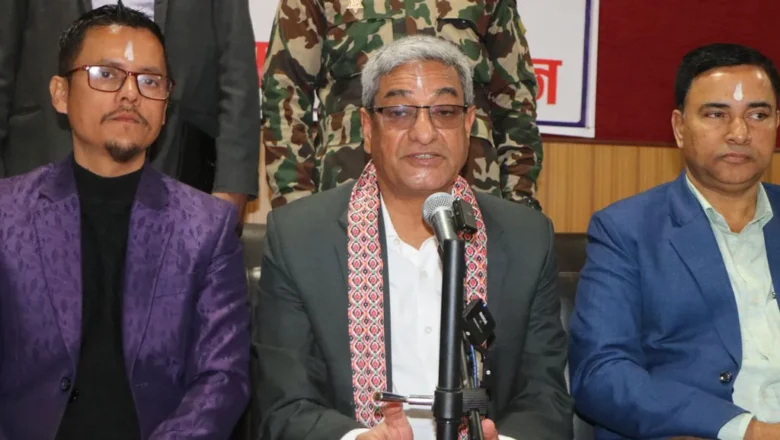 संविधान संशोधन सबै दलको सहमतिमा हुन्छ : गृहमन्त्री लेखक