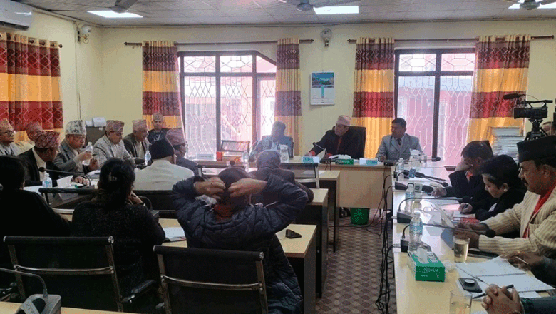 मुख्य सचिवको अवधि २ वर्षमा झार्ने लोकसेवाको प्रस्ताव
