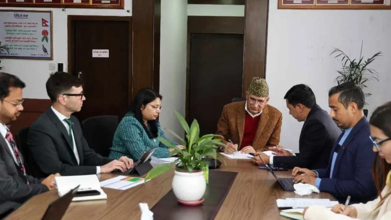 अर्थतन्त्र सुदृढ गर्न नीति र संरचना सुधारमा केन्द्रित :अर्थमन्त्री पौडेल