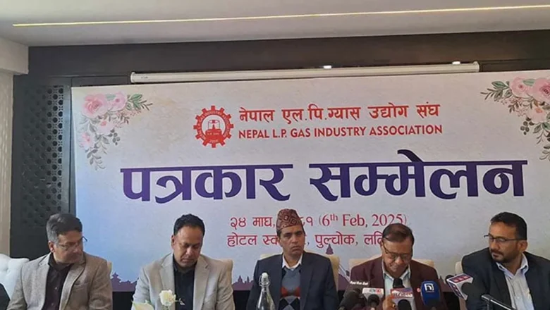 ग्यास व्यवसायीद्वारा आन्दोलन स्थगित