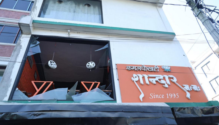 सानदार मःम : सेन्टरमा ग्याँस सिलिन्डर विस्फोट, ११ जना घाइते