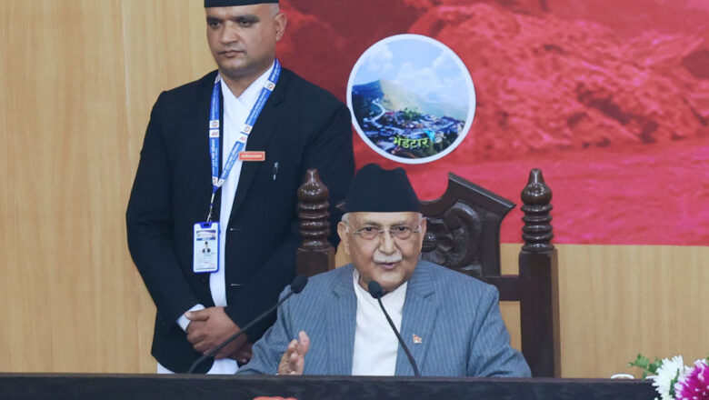 देशलाई पछाडि फर्काउने होइन, अगाडि बढाउने हो : प्रधानमन्त्री