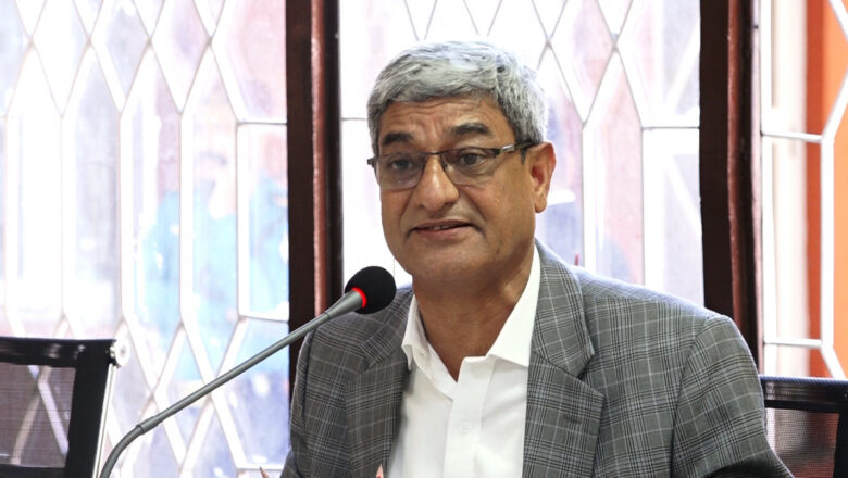 गणतन्त्रको विकल्प खोज्नुपर्छ भन्ने गलत भाष्य निर्माण गर्न खोजियो : गृहमन्त्री
