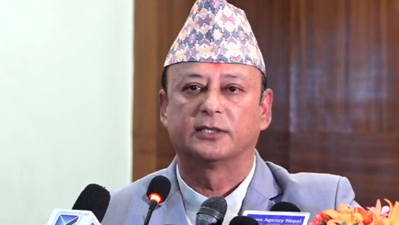 सरकार निजी क्षेत्रलाई सहज हुने गरी कानुन निर्माणमा लागेको छ : मन्त्री खड्का
