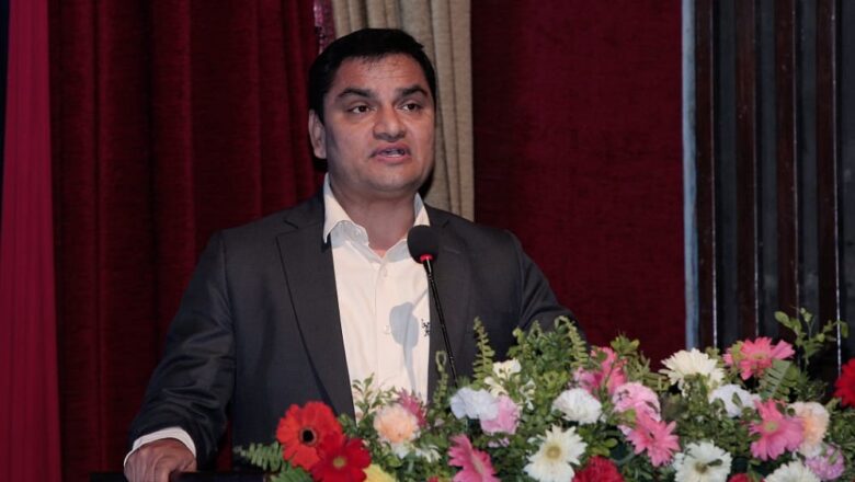 नेपालमा स्वास्थ्य जनशक्तिको अभाव छैन : स्वास्थ्यमन्त्री