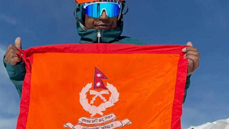 सशस्त्र प्रहरीका असई दन्तबहादुर छत्यालले चढे सगरमाथा