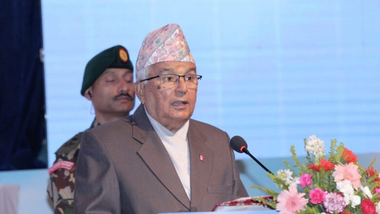 चिकित्सकहरू बिदेसिने क्रम बढ्नु चिन्ताको विषय : राष्ट्रपति पौडेल