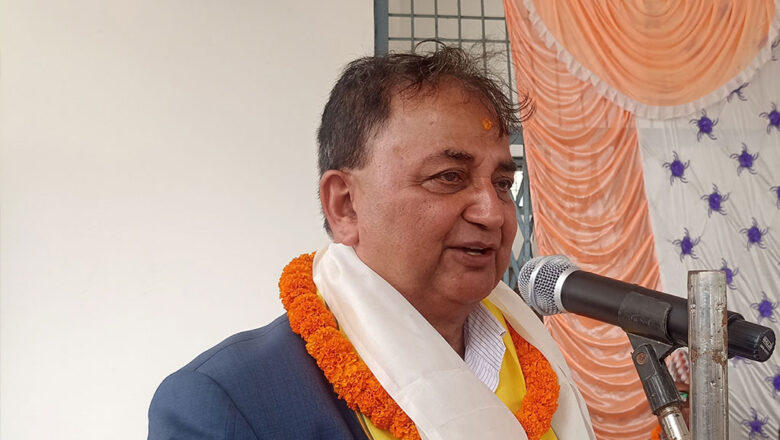 ‘मुलुकको विकासका निम्ति दुवै छिमेकीको सहयोग अपरिहार्य’: ईश्वर पोखरेल
