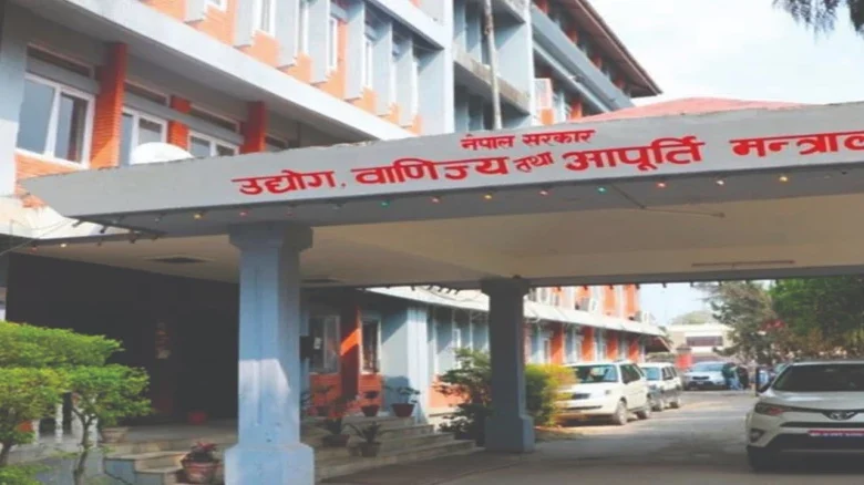 उच्च मनोबलका साथ व्यवसाय सञ्चालन गर्ने उद्योगीलाई सरकारको आग्रह