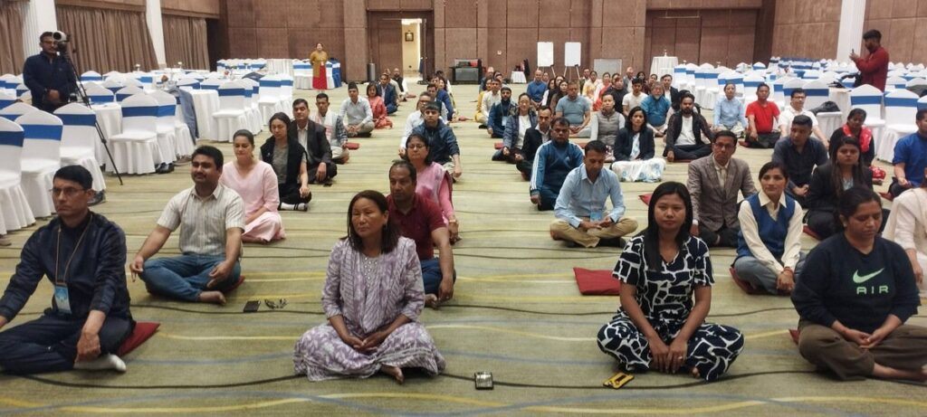 योगाभ्याससँगै सुरु भयो रास्वपाको दोस्रो दिनको अभिमुखीकरण