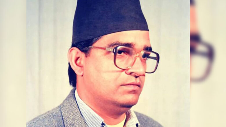 एउटै मञ्चबाट भाषण गर्दै ओली, प्रचण्ड र माधव नेपाल
