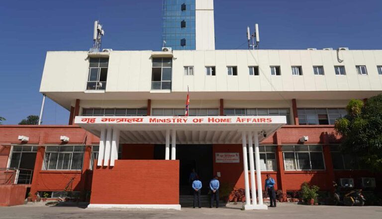गृह मन्त्रालयमा मुस्लिम आयोग र हिन्दु संस्थाका पदाधिकारीबीच छलफल